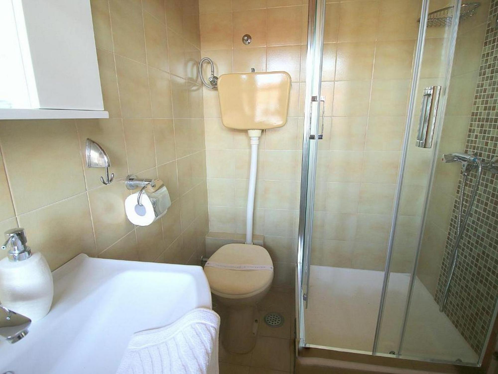 Villa Renipol Adults Only Sutivan Zimmer foto